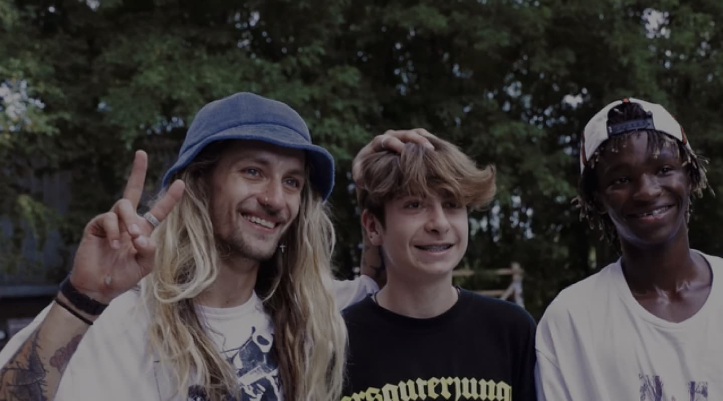 Skate shelter for Russian-Ukraine war refugees — Sportschau report